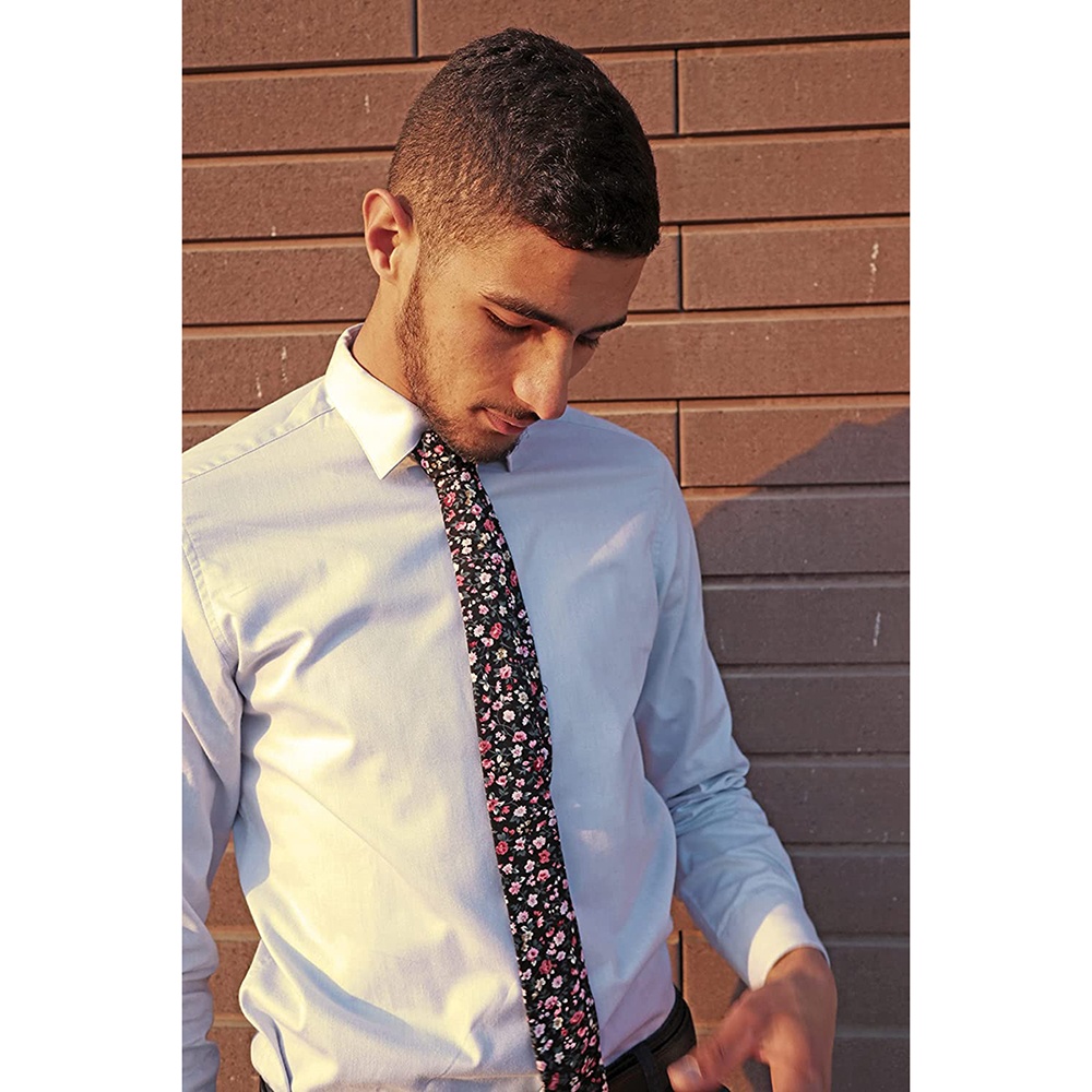 designer tie and pocket square